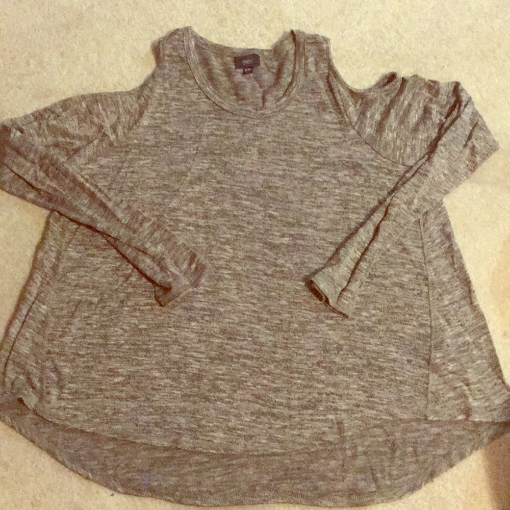 Cold shoulder top
